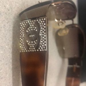 Chanel tortoise shell authentic sun glasses